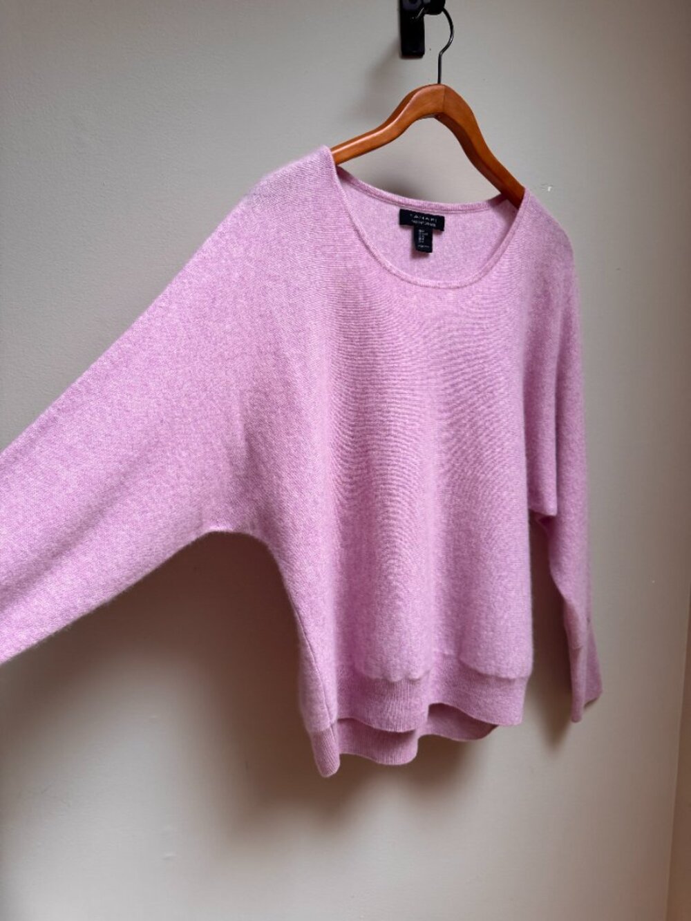 Tahari Luxury 100% 2-Ply Cashmere Sweater - Picture 3 of 7